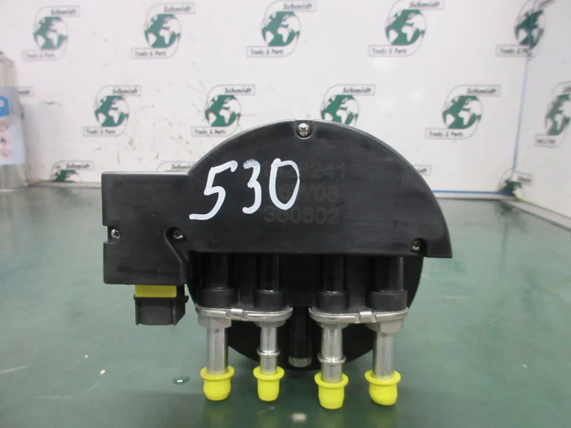 DAF 1928241 / 2112475 - Fuel system for Truck: picture 2 DAF 1928241 / 2112475 - Fuel system for Truck: picture 2