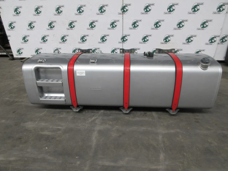 DAF 1944800 DIESELTANK 845 LITER INHOUT DAF XF 480 MODEL 2021 - Fuel tank for Truck: picture 5 DAF 1944800 DIESELTANK 845 LITER INHOUT DAF XF 480 MODEL 2021 - Fuel tank for Truck: picture 5
