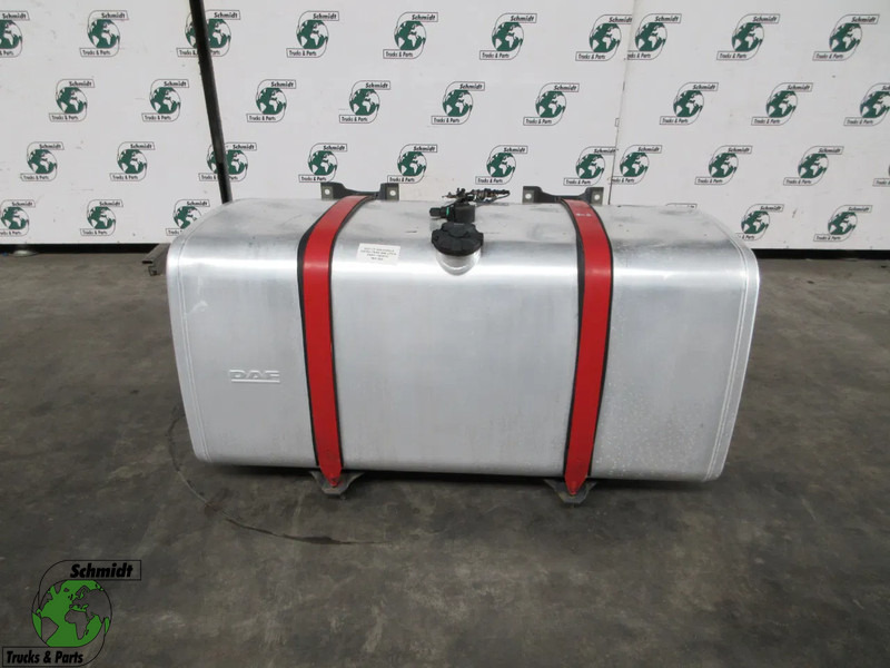 DAF 1949912 DIESELTANK 640 LITER DAF XF CF EURO 6 MODEL 2020 - Fuel tank for Truck: picture 1 DAF 1949912 DIESELTANK 640 LITER DAF XF CF EURO 6 MODEL 2020 - Fuel tank for Truck: picture 1