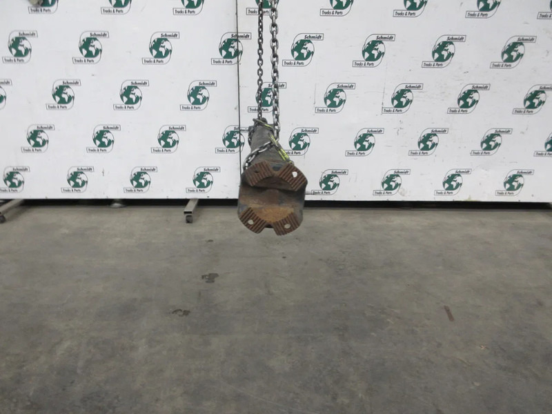 DAF 2004499 // 1923607 AANDRIJFAS DAF XF 480 EURO 6 - Drive shaft for Truck: picture 2 DAF 2004499 // 1923607 AANDRIJFAS DAF XF 480 EURO 6 - Drive shaft for Truck: picture 2