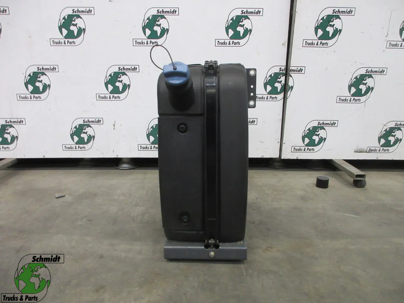 DAF 2303396 - Fuel tank for Truck: picture 1 DAF 2303396 - Fuel tank for Truck: picture 1