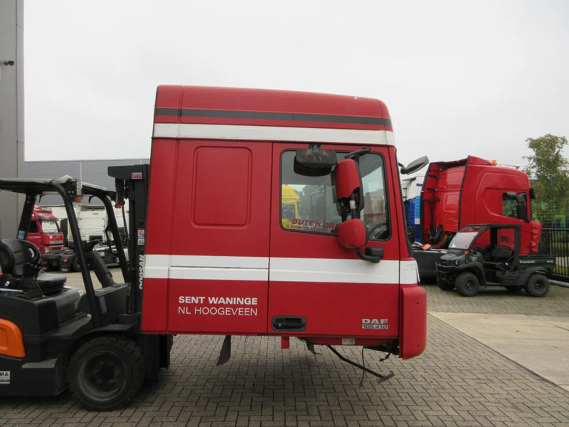 DAF DAF XF 105 EURO 5 CABINE MODEL 2012 - Cab and interior for Truck: picture 5 DAF DAF XF 105 EURO 5 CABINE MODEL 2012 - Cab and interior for Truck: picture 5