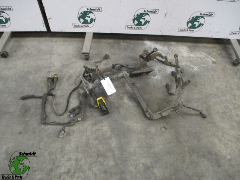 DAF XF106 2000334 MOTORKABELBOOM J2B EURO 6 - Engine and parts for Truck: picture 1 DAF XF106 2000334 MOTORKABELBOOM J2B EURO 6 - Engine and parts for Truck: picture 1