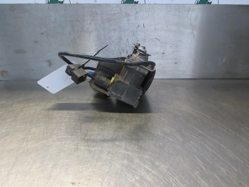 DAF XF460 1960471 EGR KLEP EURO 6 - Engine and parts for Truck: picture 3 DAF XF460 1960471 EGR KLEP EURO 6 - Engine and parts for Truck: picture 3