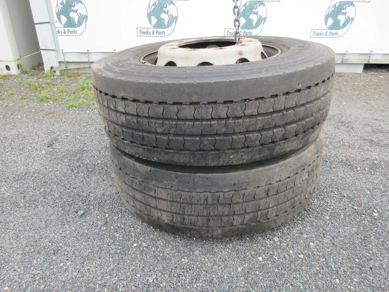 DUNLOP 315 / 70 R 22.5 VOORBAND MET STAAL WIEL - Tire for Truck: picture 3 DUNLOP 315 / 70 R 22.5 VOORBAND MET STAAL WIEL - Tire for Truck: picture 3