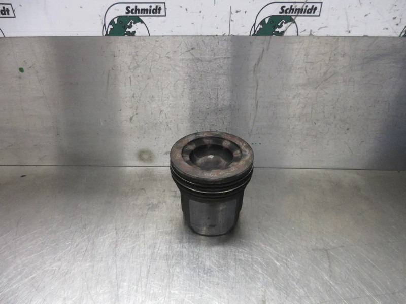 Iveco 500086781 ZUIGER IVECO HI WAY EURO 6 MODEL 2018 6 X OPVOORRAAD - Engine and parts for Truck: picture 4 Iveco 500086781 ZUIGER IVECO HI WAY EURO 6 MODEL 2018 6 X OPVOORRAAD - Engine and parts for Truck: picture 4