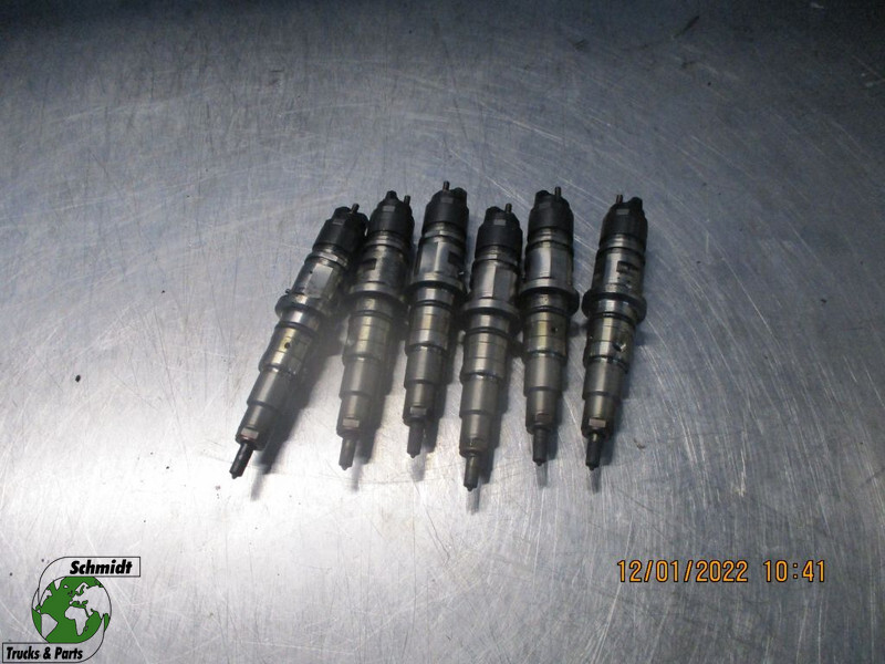 Iveco 5801496001 injectors eurocargo euro 6 - Engine and parts for Truck: picture 1 Iveco 5801496001 injectors eurocargo euro 6 - Engine and parts for Truck: picture 1