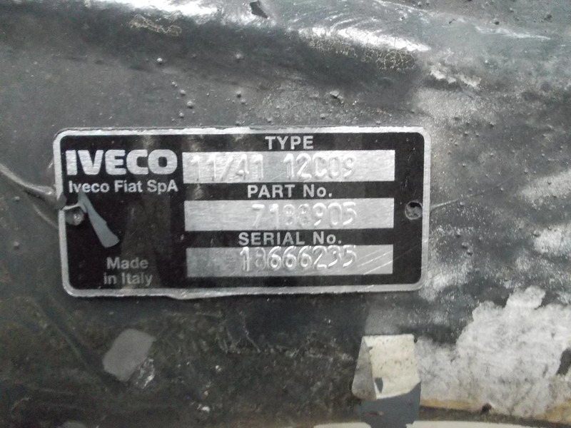 Iveco 7188905 RATIO 1/411//CAM08113099 NIEUWE !!!! MODEL 2012 - Rear axle for Truck: picture 5 Iveco 7188905 RATIO 1/411//CAM08113099 NIEUWE !!!! MODEL 2012 - Rear axle for Truck: picture 5