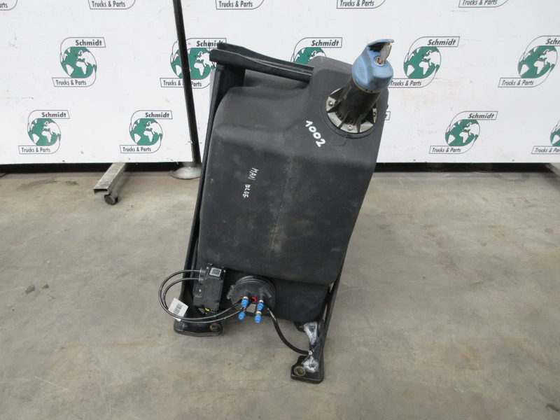 MAN 81.15402-5049 AD BLUE TANK MAN 18.420 EURO 6 - Fuel tank for Truck: picture 5 MAN 81.15402-5049 AD BLUE TANK MAN 18.420 EURO 6 - Fuel tank for Truck: picture 5