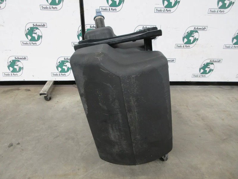 MAN 81.15402-5049 AD BLUE TANK MAN 18.420 EURO 6 - Fuel tank for Truck: picture 3 MAN 81.15402-5049 AD BLUE TANK MAN 18.420 EURO 6 - Fuel tank for Truck: picture 3