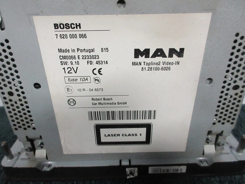 MAN 81.28100-6026 RADIO NAVIE MAN TGS EURO 6 MODEL 2016 - Electrical system for Truck: picture 3 MAN 81.28100-6026 RADIO NAVIE MAN TGS EURO 6 MODEL 2016 - Electrical system for Truck: picture 3