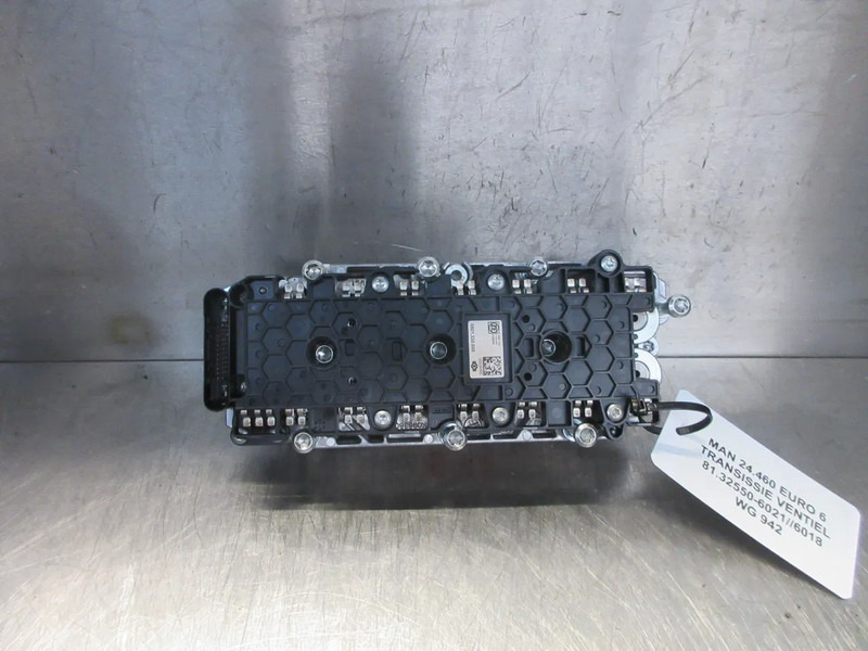 MAN 81.32550-6021//81.32550-6018 TRANMISSIE VENTIE TRAXON EURO 6 NIEUWE & GEBRUIK - Clutch and parts for Truck: picture 5 MAN 81.32550-6021//81.32550-6018 TRANMISSIE VENTIE TRAXON EURO 6 NIEUWE & GEBRUIK - Clutch and parts for Truck: picture 5