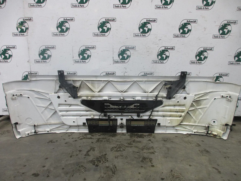MAN 81.61110-6104 // 81.61110-6090 GRILL SMAL TGM 18.250 EURO 6 - Grill for Truck: picture 4 MAN 81.61110-6104 // 81.61110-6090 GRILL SMAL TGM 18.250 EURO 6 - Grill for Truck: picture 4