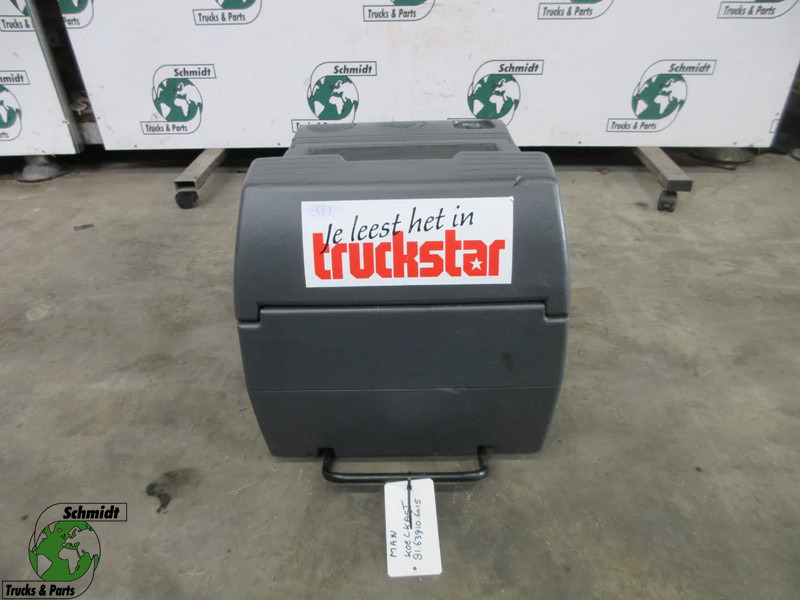 MAN 81.63910-6015 KOELKAST MAN TGX EURO 6 - Electrical system for Truck: picture 1 MAN 81.63910-6015 KOELKAST MAN TGX EURO 6 - Electrical system for Truck: picture 1