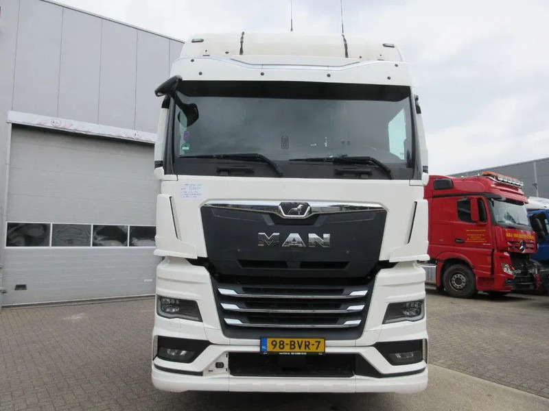 MAN CABINE MAN 18.510 COMPLEET MET STOEL ZO ALS OP DE FOTO'S MODEL 2023 - Cab and interior for Truck: picture 2 MAN CABINE MAN 18.510 COMPLEET MET STOEL ZO ALS OP DE FOTO'S MODEL 2023 - Cab and interior for Truck: picture 2