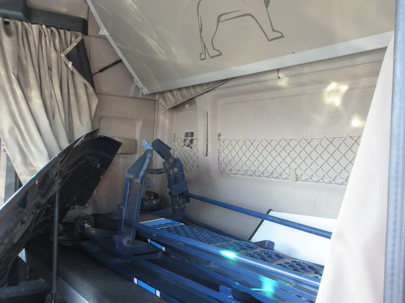 Cab and interior for Truck MAN MAN TGX 18 500 MODEL 2018 VOOR ONDERDELEN DONER EURO 6: picture 8