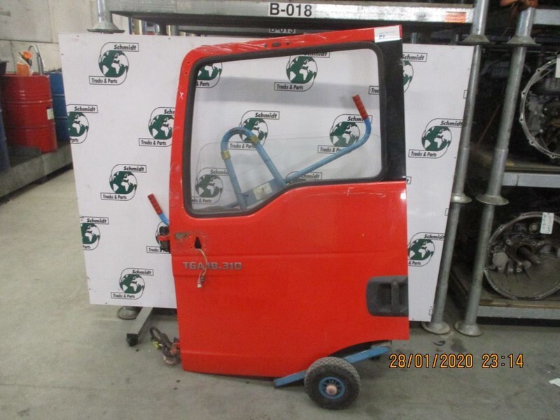 MAN TGL 81.62645-0029 DEUR LINKS - Cab and interior for Truck: picture 2 MAN TGL 81.62645-0029 DEUR LINKS - Cab and interior for Truck: picture 2