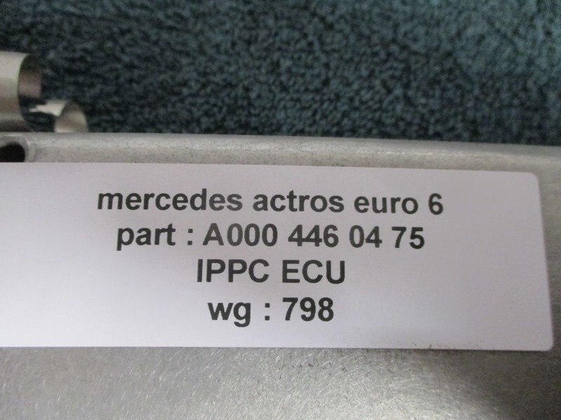 Mercedes-Benz A 000 446 04 75 IPPC / ECU - ZGS 002 - ECU for Truck: picture 5 Mercedes-Benz A 000 446 04 75 IPPC / ECU - ZGS 002 - ECU for Truck: picture 5