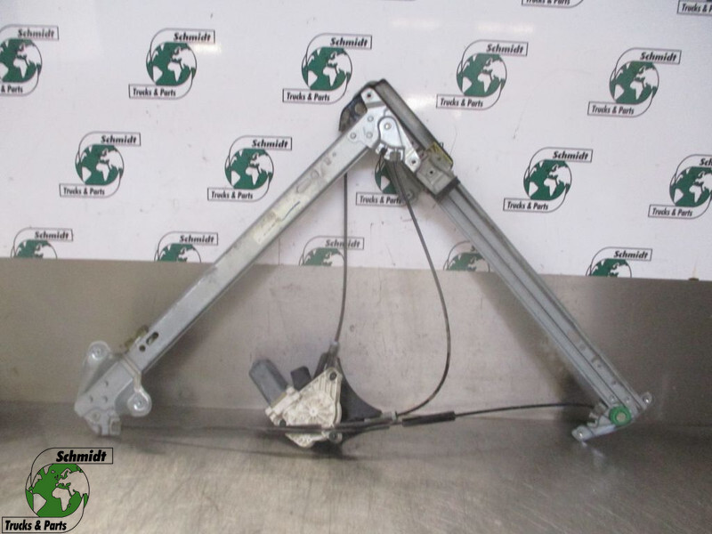 Mercedes-Benz A 960 720 11 46 Actros Mp4 Raammechaniek Links - Window lift motor for Truck: picture 1 Mercedes-Benz A 960 720 11 46 Actros Mp4 Raammechaniek Links - Window lift motor for Truck: picture 1