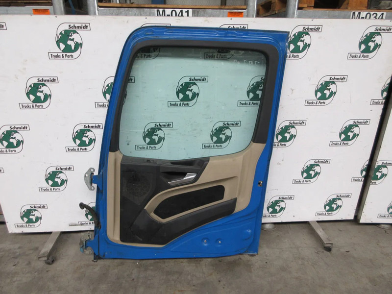 Mercedes-Benz A 960 720 22 03 DEUR ACTROS RECHTS LINKS EURO 6 - Door and parts for Truck: picture 4 Mercedes-Benz A 960 720 22 03 DEUR ACTROS RECHTS LINKS EURO 6 - Door and parts for Truck: picture 4