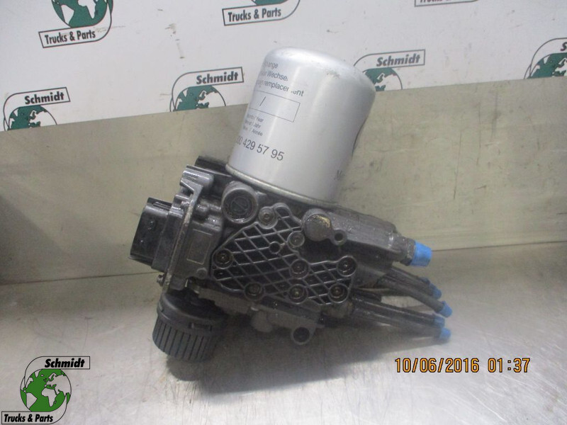 Mercedes-Benz ACTROS A 000 446 64 64/04 64/22 64/56 64 LUCHTDROGER EURO 6 - Brake parts for Truck: picture 1 Mercedes-Benz ACTROS A 000 446 64 64/04 64/22 64/56 64 LUCHTDROGER EURO 6 - Brake parts for Truck: picture 1