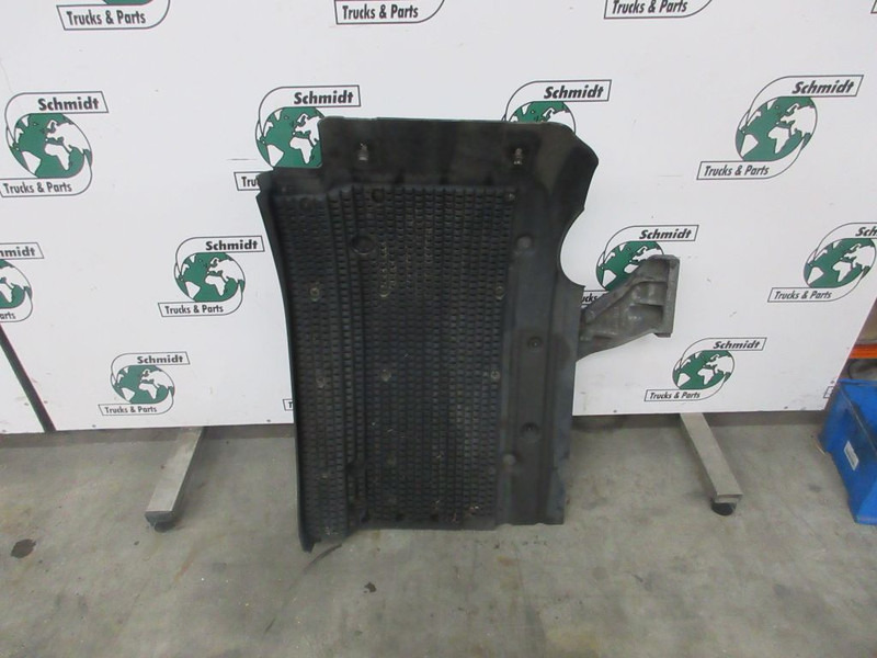 Scania 2602065/2589271/2670805 SPATBORD VOOR EN ACHTER SCANIA P 410 EURO 6 MODEL 2020 - Body and exterior for Truck: picture 2 Scania 2602065/2589271/2670805 SPATBORD VOOR EN ACHTER SCANIA P 410 EURO 6 MODEL 2020 - Body and exterior for Truck: picture 2