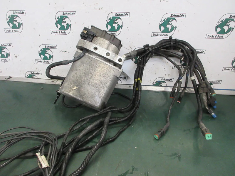 Scania 2786167 // 2420897 // 573068 STUURPOMP SCANIA P410 NGS MODEL 2022 - Steering pump for Truck: picture 4 Scania 2786167 // 2420897 // 573068 STUURPOMP SCANIA P410 NGS MODEL 2022 - Steering pump for Truck: picture 4