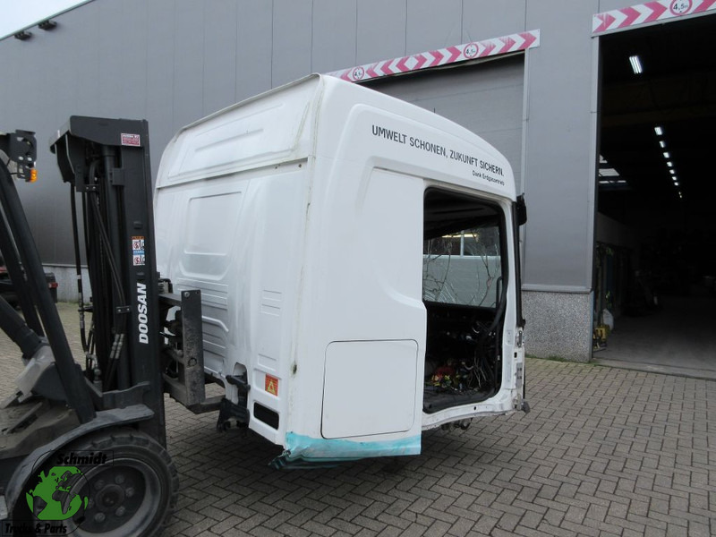 Scania S 450 CABINE ALLEEN VOOR ONDERDELEN SLOOP !!!! - Cab and interior for Truck: picture 1 Scania S 450 CABINE ALLEEN VOOR ONDERDELEN SLOOP !!!! - Cab and interior for Truck: picture 1