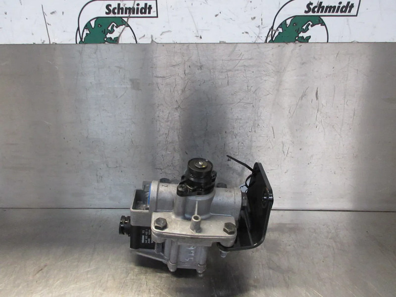 MAN 81.52180-6021 MAGNEETVENTIEL MAN TGM EURO 6 - Spare parts for Truck: picture 3 MAN 81.52180-6021 MAGNEETVENTIEL MAN TGM EURO 6 - Spare parts for Truck: picture 3