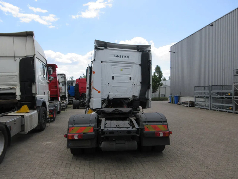 Mercedes-Benz Actros 1942 - Tractor unit: picture 4 Mercedes-Benz Actros 1942 - Tractor unit: picture 4