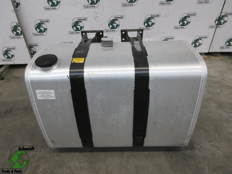 Volvo 21516447 // 20367137 // 20503505 DIESELTANK 405 LITER VOLVO FM EURO 6 - Fuel tank for Truck: picture 1 Volvo 21516447 // 20367137 // 20503505 DIESELTANK 405 LITER VOLVO FM EURO 6 - Fuel tank for Truck: picture 1