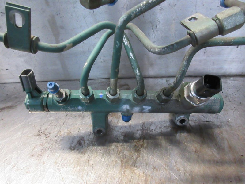 Volvo 21675458 BRANDSTOFRAIL VOLVO FL 210 EURO 6 - Fuel system for Truck: picture 2 Volvo 21675458 BRANDSTOFRAIL VOLVO FL 210 EURO 6 - Fuel system for Truck: picture 2