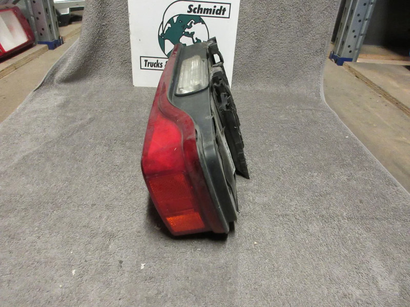 Volvo 21761257 ACHTERLAMP VOLVO FH 400 EURO 5 - Tail light for Truck: picture 4 Volvo 21761257 ACHTERLAMP VOLVO FH 400 EURO 5 - Tail light for Truck: picture 4