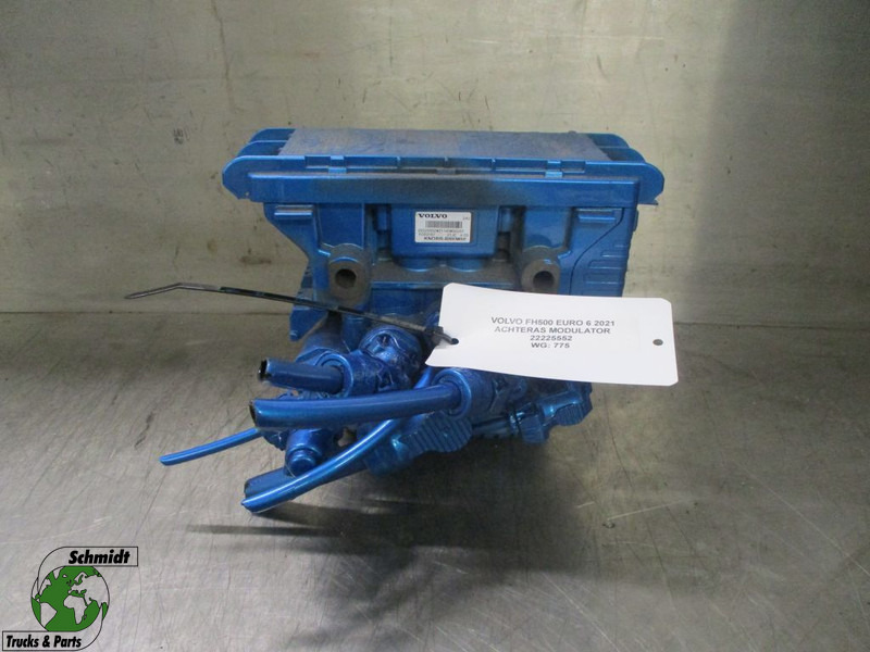 Volvo 22225552 ACHTERAS MODULATOR EURO 6 FH FM FL FMX - Brake parts: picture 1 Volvo 22225552 ACHTERAS MODULATOR EURO 6 FH FM FL FMX - Brake parts: picture 1