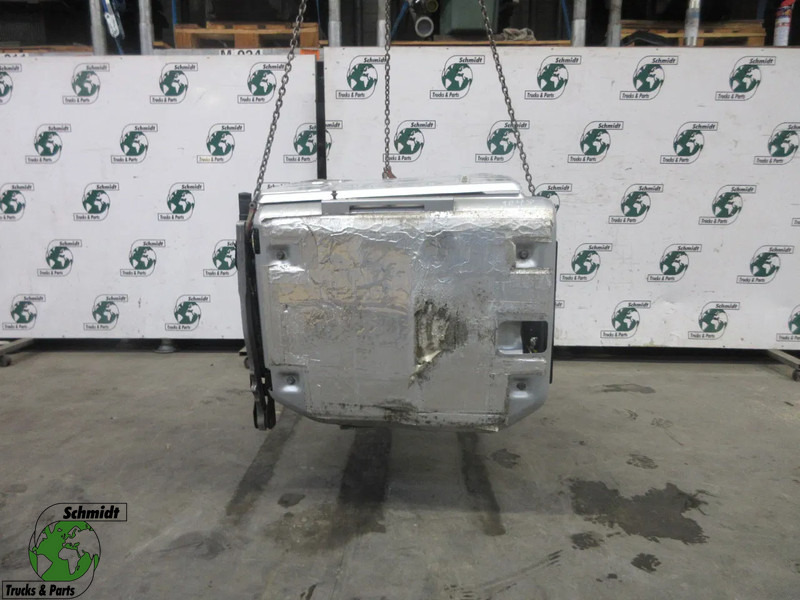 Volvo 23105924 KATALYSATOR VOLVO FM 330 NIEUWE MODEL 2023 - Catalytic converter for Truck: picture 1 Volvo 23105924 KATALYSATOR VOLVO FM 330 NIEUWE MODEL 2023 - Catalytic converter for Truck: picture 1