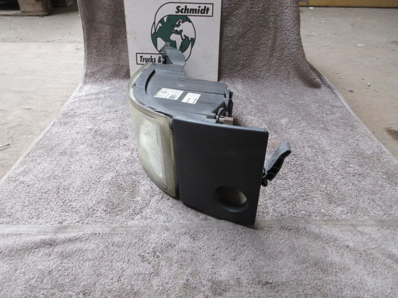 Volvo 82140763 MISTLAMP VOLVO FH SERIE EURO 6 - Fog light for Truck: picture 5 Volvo 82140763 MISTLAMP VOLVO FH SERIE EURO 6 - Fog light for Truck: picture 5