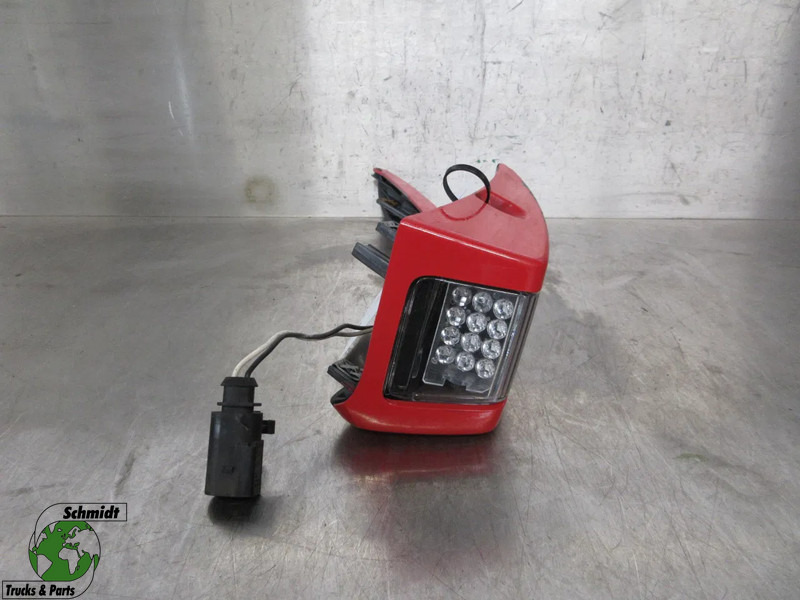 Volvo 82462031 OPSTAP LAMPJE FM 370 EURO 6 LINKS - Electrical system for Truck: picture 1 Volvo 82462031 OPSTAP LAMPJE FM 370 EURO 6 LINKS - Electrical system for Truck: picture 1