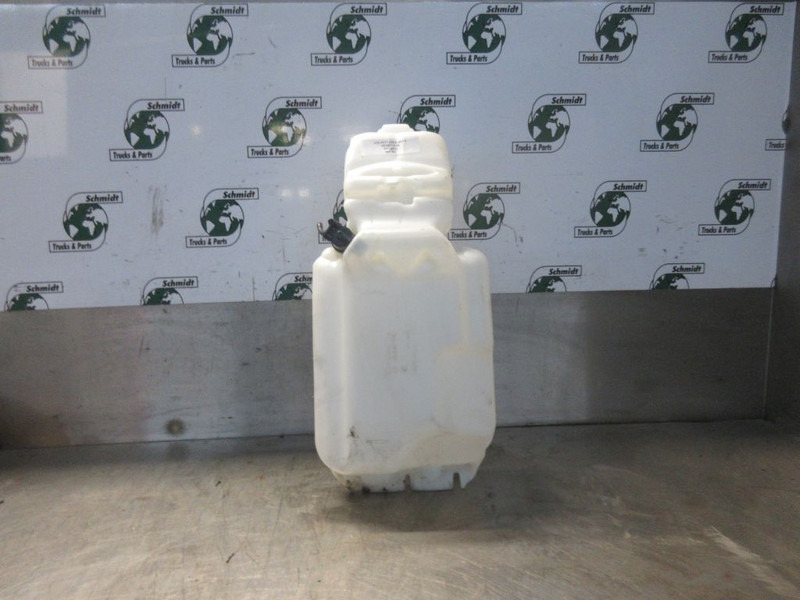 Volvo 84530120 RESERVOIR VOLVO FL210 EURO 6 - Cab and interior for Truck: picture 4 Volvo 84530120 RESERVOIR VOLVO FL210 EURO 6 - Cab and interior for Truck: picture 4