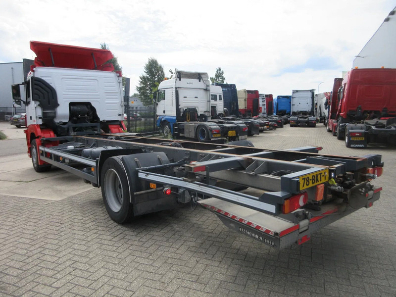 Volvo FM FM 330 - Container transporter/ Swap body truck: picture 5 Volvo FM FM 330 - Container transporter/ Swap body truck: picture 5