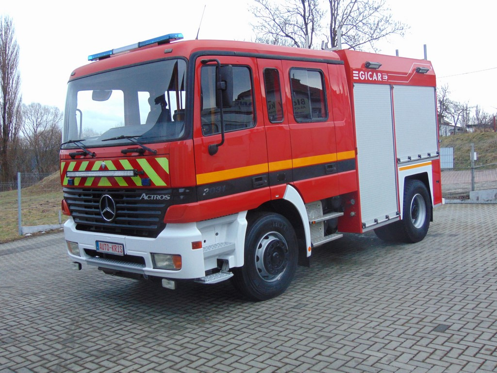 MERCEDES-BENZ Actros 2031 V8 GICAR - Fire truck: picture 1 MERCEDES-BENZ Actros 2031 V8 GICAR - Fire truck: picture 1
