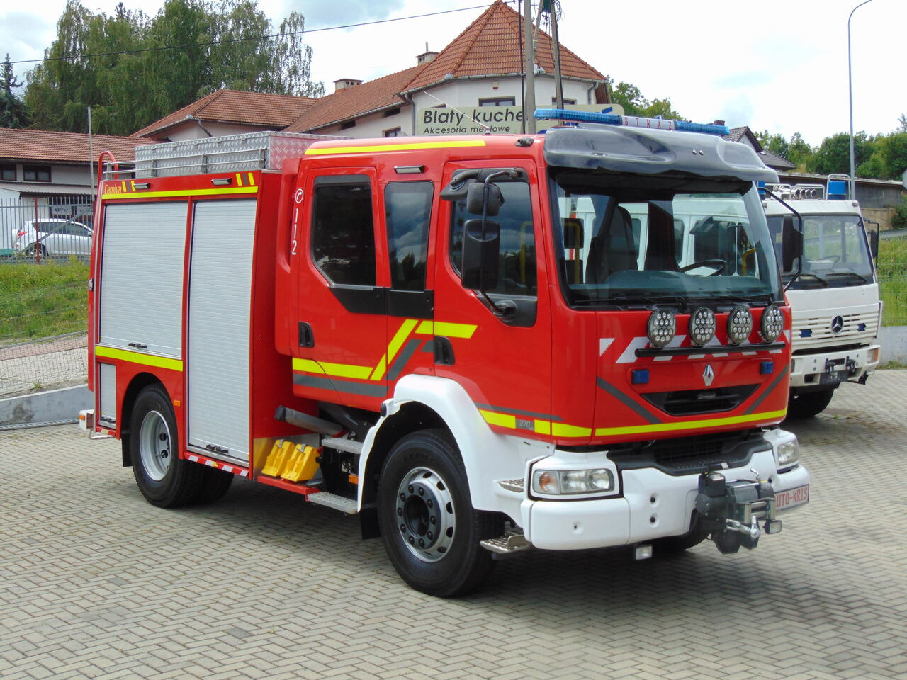 RENAULT Midlum 270dCi Camiva - Fire truck: picture 2 RENAULT Midlum 270dCi Camiva - Fire truck: picture 2