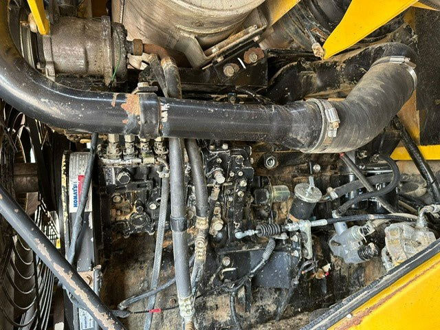 Komatsu WA420-3 - Wheel loader: picture 4 Komatsu WA420-3 - Wheel loader: picture 4