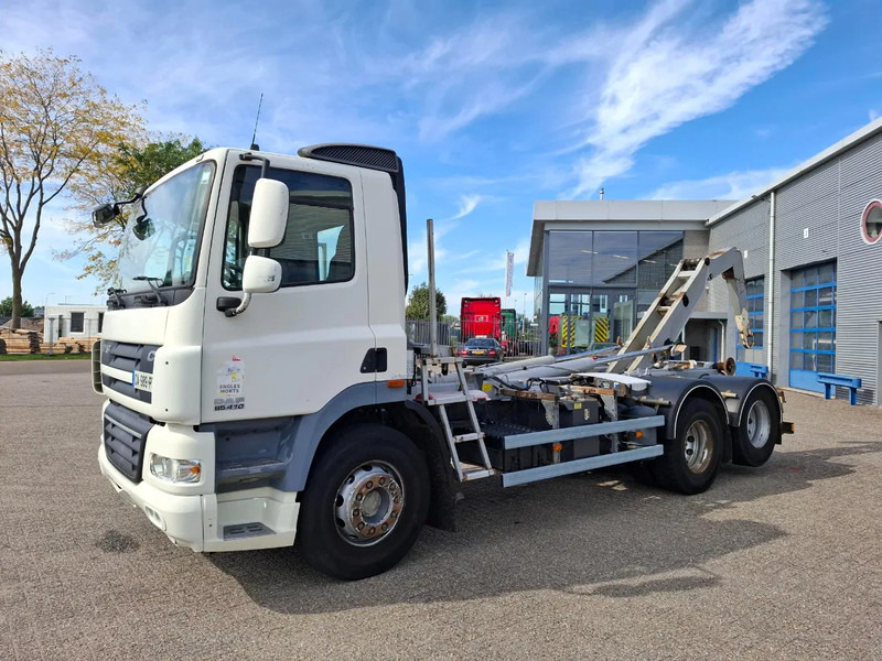 DAF CF85-410 / 6X2 / DEB / DALBY HOOK 15TON / AIRCO / ONLY:744381 KM / MANUAL / EURO-5 / 2012 - Hook lift truck: picture 2 DAF CF85-410 / 6X2 / DEB / DALBY HOOK 15TON / AIRCO / ONLY:744381 KM / MANUAL / EURO-5 / 2012 - Hook lift truck: picture 2