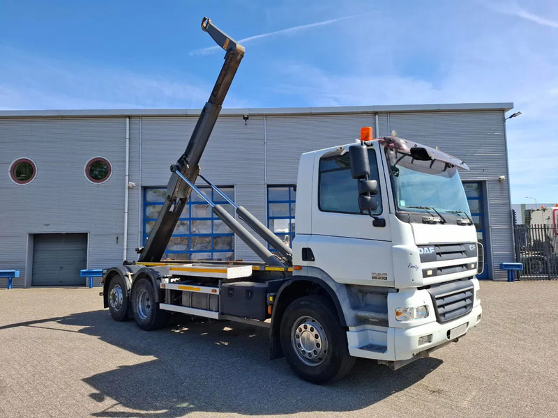DAF CF85-430 / INTARDER / AJK HOOK SYSTEM / ONLY:431235 KM / LIFT+LENKACHSE / AIRCO / AUTOMATIC / EURO-3 / 2006 - Hook lift truck: picture 3 DAF CF85-430 / INTARDER / AJK HOOK SYSTEM / ONLY:431235 KM / LIFT+LENKACHSE / AIRCO / AUTOMATIC / EURO-3 / 2006 - Hook lift truck: picture 3