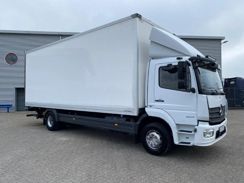 Mercedes-Benz ATEGO 1624 / AUTOMATIC / CLOSED BOX / SIDE DOORS / AIRCO / LWDS / FCW / EURO-6 / 2016 - Box truck: picture 2 Mercedes-Benz ATEGO 1624 / AUTOMATIC / CLOSED BOX / SIDE DOORS / AIRCO / LWDS / FCW / EURO-6 / 2016 - Box truck: picture 2