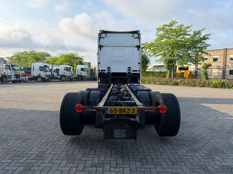 Scania NGS S500 / NL TRUCK / TUV:11-03-2026 / PARKCOOL / DOUBLE TANK / LEATHER / ALCOA / AUTOMATIC / EURO-6 / 2018 - Cab chassis truck: picture 4 Scania NGS S500 / NL TRUCK / TUV:11-03-2026 / PARKCOOL / DOUBLE TANK / LEATHER / ALCOA / AUTOMATIC / EURO-6 / 2018 - Cab chassis truck: picture 4