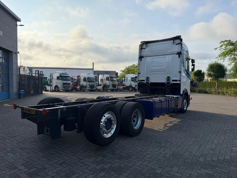 Scania NGS S500 / NL TRUCK / TUV:11-03-2026 / PARKCOOL / DOUBLE TANK / LEATHER / ALCOA / AUTOMATIC / EURO-6 / 2018 - Cab chassis truck: picture 5 Scania NGS S500 / NL TRUCK / TUV:11-03-2026 / PARKCOOL / DOUBLE TANK / LEATHER / ALCOA / AUTOMATIC / EURO-6 / 2018 - Cab chassis truck: picture 5