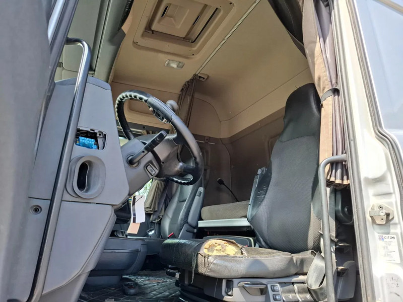 Leasing of Scania R580 V8 / RETARDER / LIFT+LENKACHSE / FULL-AIR / PLATFORM 2000 KG / NAVI / LEATHER / AIRCO / AUTOMATIC / EURO-6 / 2014 Scania R580 V8 / RETARDER / LIFT+LENKACHSE / FULL-AIR / PLATFORM 2000 KG / NAVI / LEATHER / AIRCO / AUTOMATIC / EURO-6 / 2014: picture 16