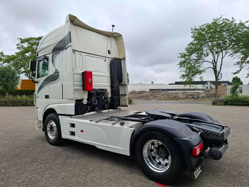 DAF XF106-460 / DEB / TUV:20-01-2026 / 753438 KM / FRIDGE / ACC / LWDS / GEN2 V2 TACHO / ALCOA / AUTOMATIC / EURO-6 / 2017 - Tractor unit: picture 3 DAF XF106-460 / DEB / TUV:20-01-2026 / 753438 KM / FRIDGE / ACC / LWDS / GEN2 V2 TACHO / ALCOA / AUTOMATIC / EURO-6 / 2017 - Tractor unit: picture 3
