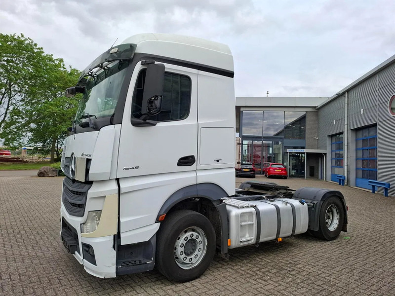 Mercedes-Benz Actros 1945 / DOUBLE TANK / ONLY:508736 KM / 2XBED / FRIDGE / AUTOMATIC / EURO-6 / 2015 - Tractor unit: picture 1 Mercedes-Benz Actros 1945 / DOUBLE TANK / ONLY:508736 KM / 2XBED / FRIDGE / AUTOMATIC / EURO-6 / 2015 - Tractor unit: picture 1